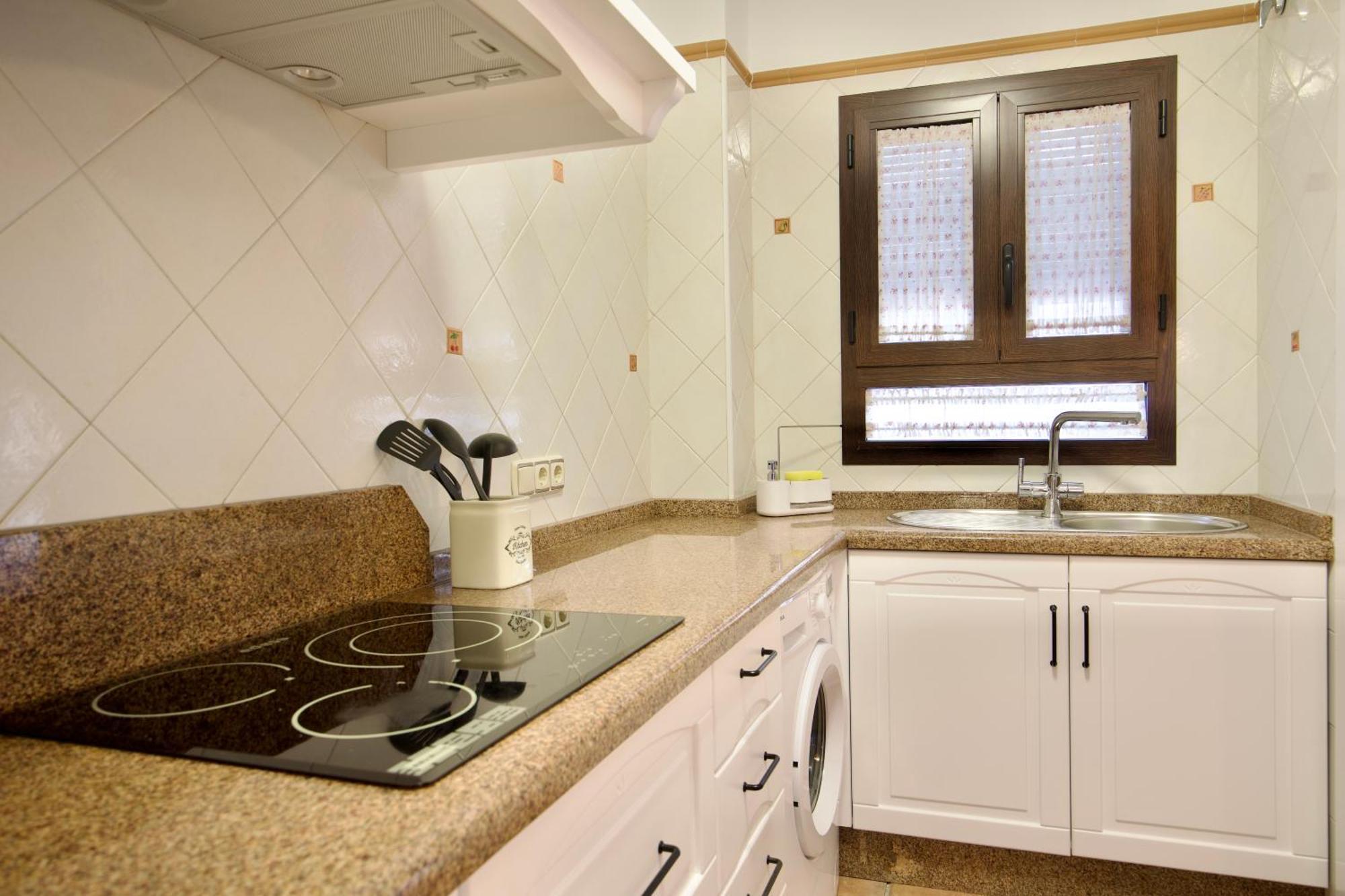 Nueva 33 Apartamentos En El Centro De نيرخا المظهر الخارجي الصورة